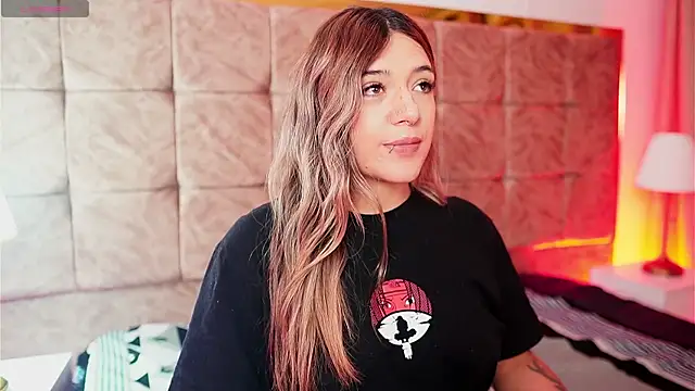 Snapshot of ashleyvalirya chatting on 02.17.26 ashleyvalirya online show from 02.17.26