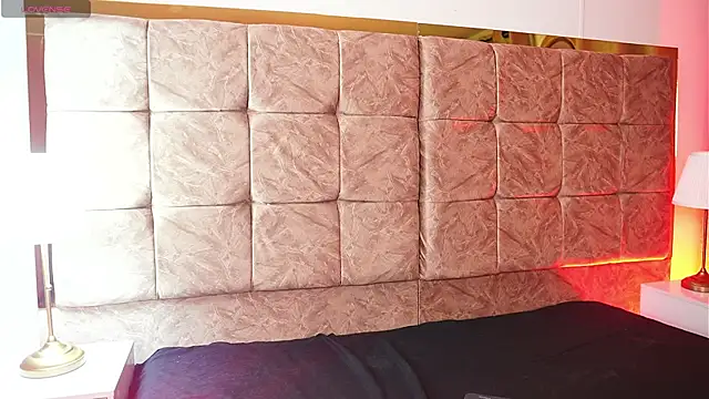 Snapshot of ashleyvalirya chatting on 02.19.26 ashleyvalirya online show from 02.19.26