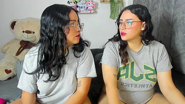 maddie-and-chelsea- online show from 10.26.25