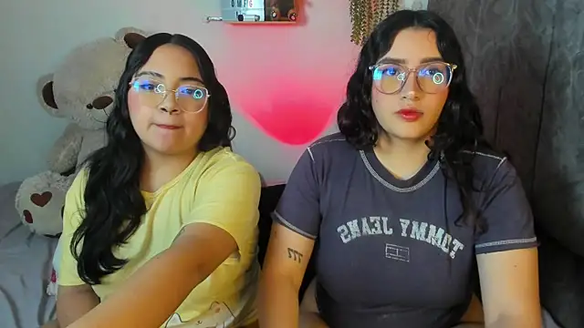 maddie-and-chelsea- online show from 11.29.25