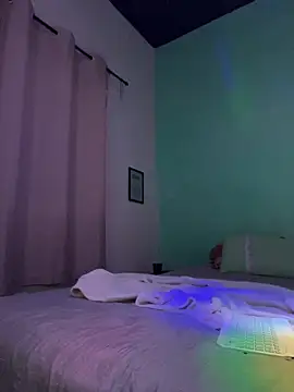 xMirana  online show from 03.26.26