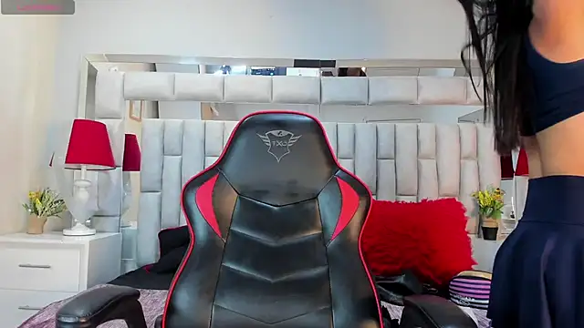 lyzzi smith01 online show from 09.16.25