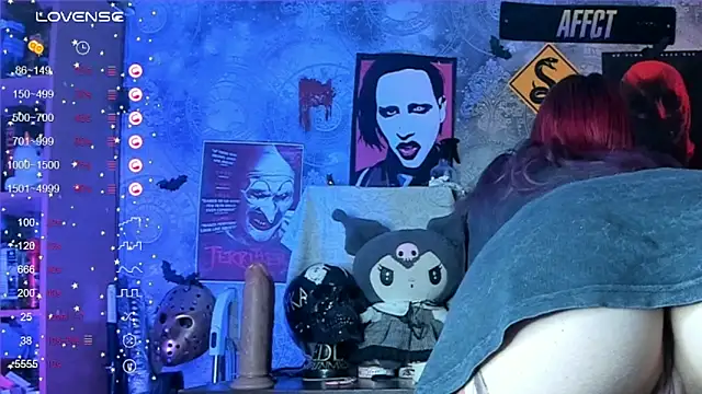 Snapshot of KuromiRacer_ chatting on 09.20.25 KuromiRacer  online show from 09.20.25