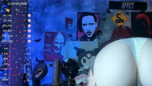 Snapshot of KuromiRacer_ chatting on 10.15.25 KuromiRacer  online show from 10.15.25