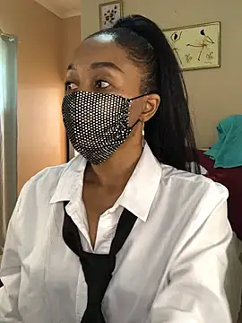 Snapshot of niccki3 chatting on 02.09.25 niccki3 online show from 02.09.25