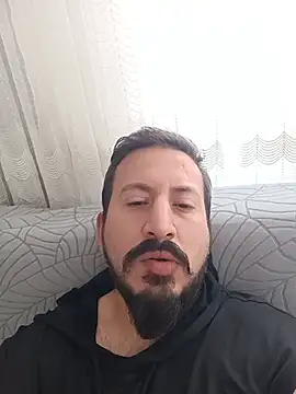 Snapshot of Karizmatikman chatting on 06.23.26 Karizmatikman online show from 06.23.26