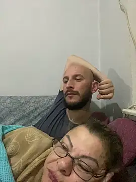 Snapshot of hardbigcock16 chatting on 05.18.26 hardbigcock16 online show from 05.18.26