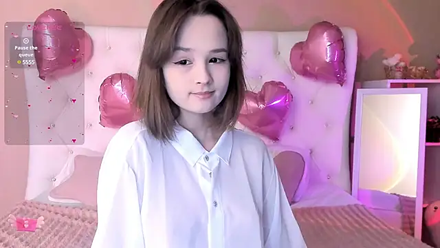 Mary uw online show from 02.20.25