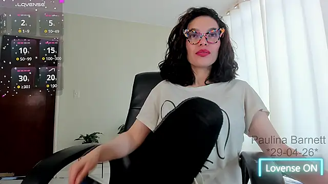 Snapshot of paulinabarnett- chatting on 04.29.26 paulinabarnett- online show from 04.29.26