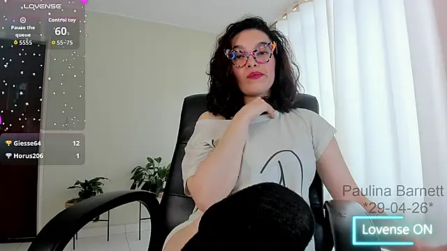 Snapshot of paulinabarnett- chatting on 04.29.26 paulinabarnett- online show from 04.29.26