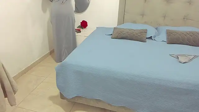 Snapshot of Hanaa_latif chatting on 12.22.24 Hanaa latif online show from 12.22.24