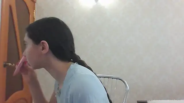 Snapshot of Kashtanka_ chatting on 06.05.26 Kashtanka online show from 06.05.26