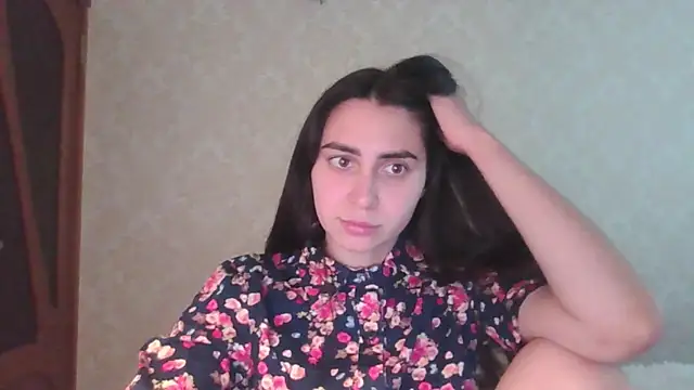 Snapshot of Kashtanka_ chatting on 06.21.26 Kashtanka online show from 06.21.26
