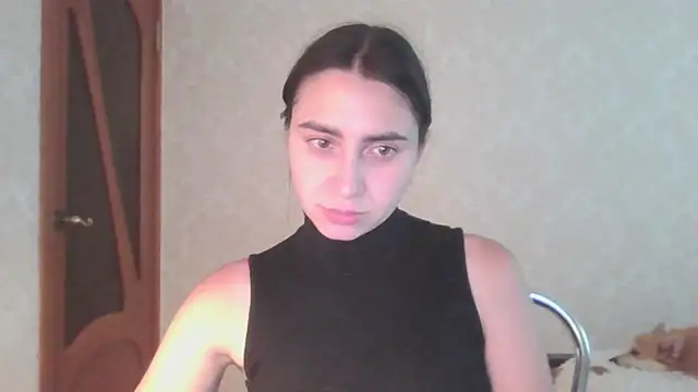 Snapshot of Kashtanka_ chatting on 06.22.26 Kashtanka online show from 06.22.26