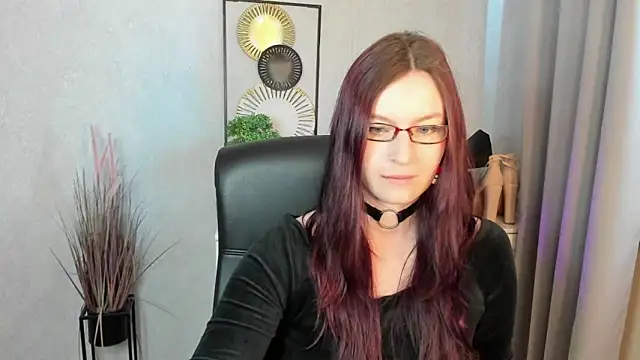 Snapshot of emmaxDelight chatting on 05.29.26 emmaxDelight online show from 05.29.26