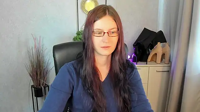 Snapshot of emmaxDelight chatting on 07.14.26 emmaxDelight online show from 07.14.26
