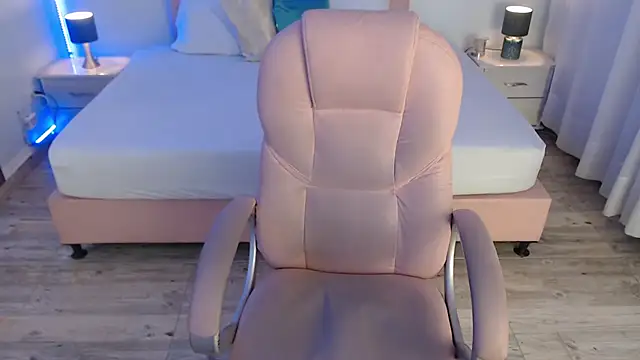 zoe jones13 online show from 01.13.26