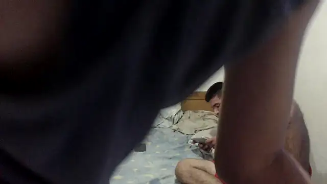 Snapshot of KateAndSimon chatting on 01.05.25 KateAndSimon online show from 01.05.25