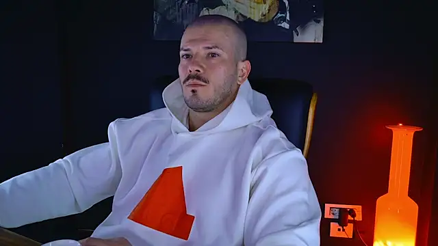 AngeloEric online show from 01.12.25