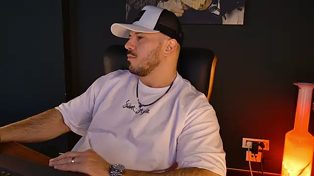 Snapshot of AngeloEric chatting on 01.17.26 AngeloEric online show from 01.17.26