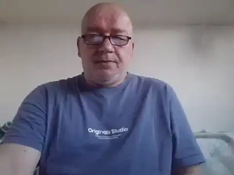 Snapshot of Belko7 chatting on 03.06.25 Belko7 online show from 03.06.25