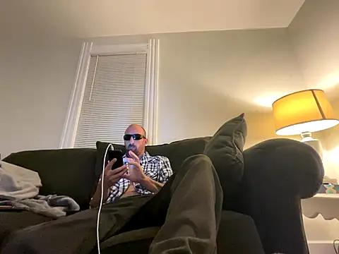 Snapshot of armdy371 chatting on 09.27.25 armdy371 online show from 09.27.25