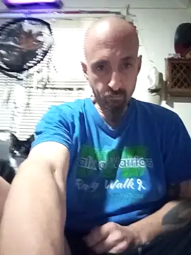 Snapshot of armdy371 chatting on 05.11.26 armdy371 online show from 05.11.26