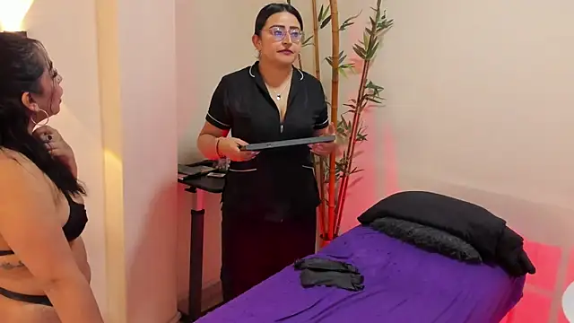 Carolina Arias online show from 04.14.26