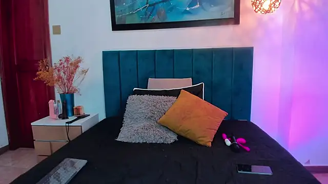 MelissaFoxx online show from 12.24.24