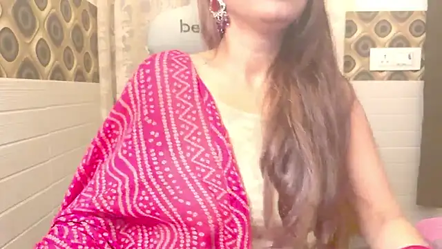 Snapshot of Your_Sassy_Goddess chatting on 02.18.25 Your Sassy Goddess online show from 02.18.25