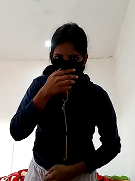 Snapshot of _SonPari_ chatting on 12.02.24 SonPari online show from 12.02.24