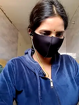 Snapshot of _SonPari_ chatting on 12.08.24 SonPari online show from 12.08.24