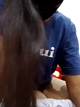 Snapshot of _SonPari_ chatting on 12.31.24 SonPari online show from 12.31.24