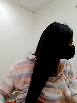 Snapshot of _SonPari_ chatting on 01.12.25 SonPari online show from 01.12.25