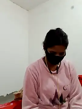 Snapshot of _SonPari_ chatting on 01.21.25 SonPari online show from 01.21.25