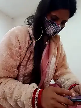 Snapshot of _SonPari_ chatting on 01.28.25 SonPari online show from 01.28.25