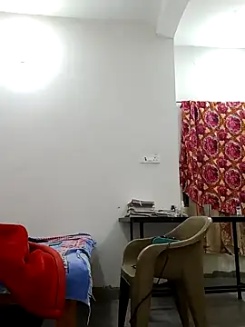 Snapshot of _SonPari_ chatting on 02.08.25 SonPari online show from 02.08.25