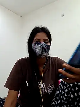 Snapshot of _SonPari_ chatting on 02.09.25 SonPari online show from 02.09.25