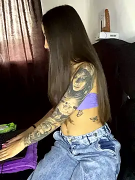  Luuna online show from 11.23.25