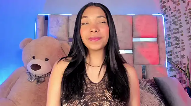 KarolRojas  online show from 02.14.25