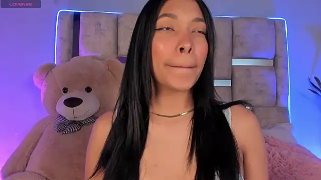 KarolRojas  online show from 03.01.25