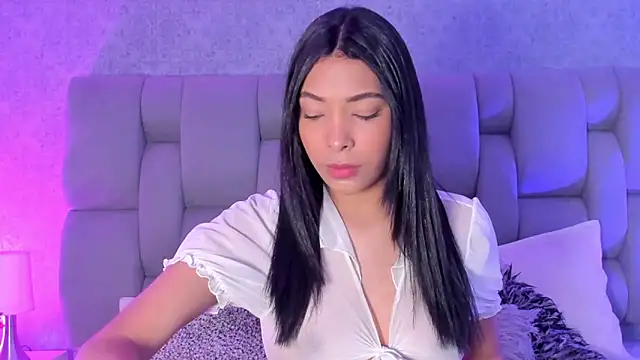 KarolRojas  online show from 09.13.25