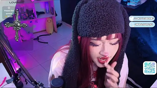 Snapshot of toky_doll chatting on 06.24.26 toky doll online show from 06.24.26