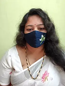 Snapshot of neelu-hoty chatting on 04.17.26 neelu-hoty online show from 04.17.26