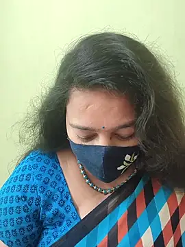 Snapshot of neelu-hoty chatting on 05.17.26 neelu-hoty online show from 05.17.26
