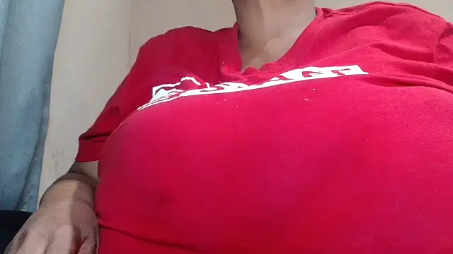 tinagiant online show from 11.17.25