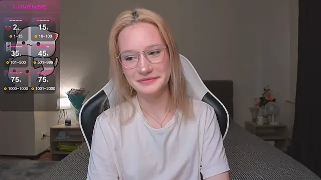 DearLia online show from 12.24.24