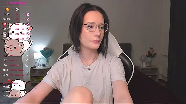 DearLia online show from 01.14.25