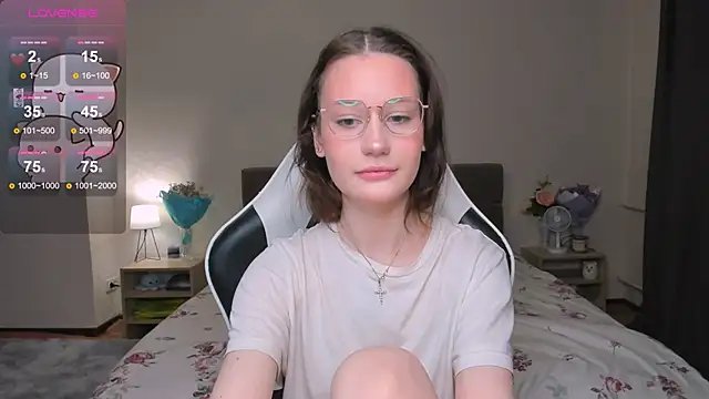 DearLia online show from 03.15.25