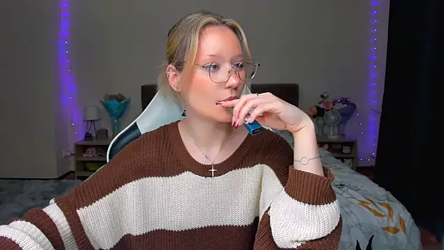 DearLia online show from 09.20.25